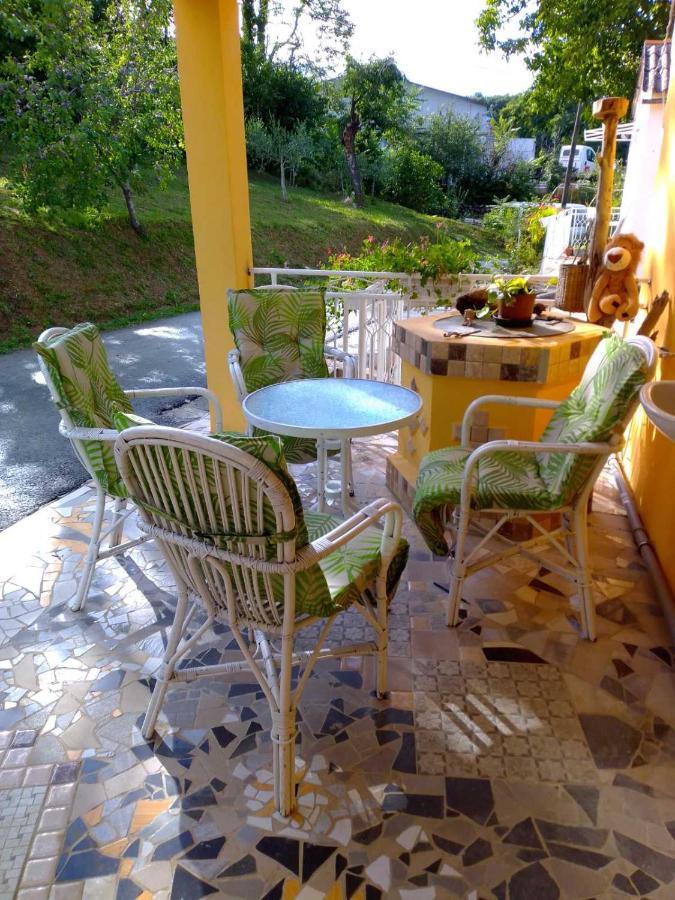 Apartman Sirena Pican Exterior photo